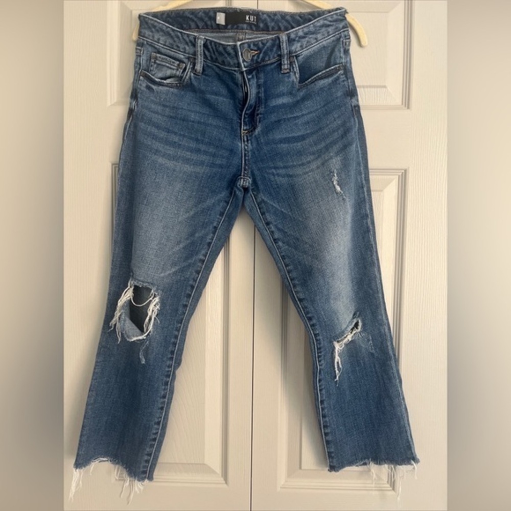 Kut from the Kloth REESE Ankle Straight Leg Distressed Size 4
